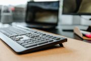 Image de CHERRY KW 3000 clavier Universel RF sans fil AZERTY Français Noir (JK-3000FR-2)