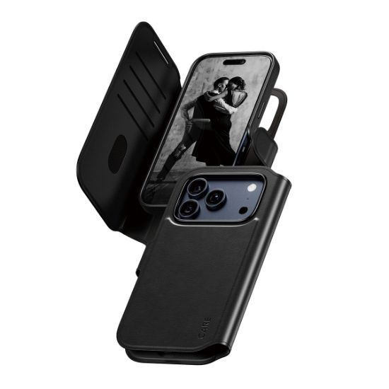 Image de PanzerGlass CARE™ by ® Tango 2-in-1 Wallet Case w. MagSafe iPhone 17 Pro coque de protection pour téléphones portables Housse Noir (CR75454)