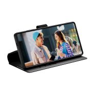 Image de PanzerGlass CARE™ by ® Wallet Case w. Kickstand Samsung Galaxy S25 Ultra coque de protection pour téléphones portables Housse Noir (CRRFEWLG38488)