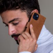 Image de dbramante1928 Lynge coque de protection pour téléphones portables 17 cm (6.7") Folio Teint (LY67GT001634)