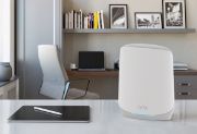 Image de NETGEAR Orbi RBK763S Tri-bande (2,4 GHz / 5 GHz / 5 GHz) Wi-Fi 6 (802.11ax) Blanc 7 Interne (RBK763S-100EUS)