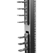 Image de StarTech.com Panneau de gestion de câbles 0U de 1,8 m pour rack - Guide-câbles avec anneaux (CMVER40UD)