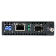 Image de StarTech.com Convertisseur RJ45 Gigabit Ethernet sur Fibre Optique avec SFP Ouvert - 1000Mbps (ET91000SFP2)