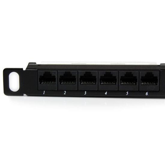 Image de StarTech.com Tableau de connexion Cat5e 0,5U 24 ports - Tableau de connexion RJ45 Ethernet Cat5e 110 à montage en rack (PANELHU24)