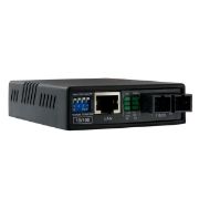 Image de StarTech.com Convertisseur Ethernet fibre optique multimode SC 10/100 - 2 km (MCM110SC2EU)