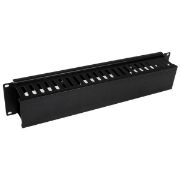 Image de StarTech.com Panneau de gestion de câbles horizontal 2U pour rack de serveur - Guide pour câbles avec couverture (CMDUCT2U)