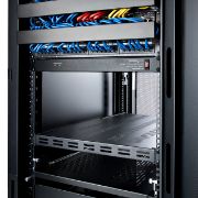 Image de StarTech.com Étagère Réglable et Ventilée pour Montage en Rack de Serveur 1U - 150kg - Profondeur de Montage Réglable de 49,5 à 97,4cm Plateau Universel pour Rack d'Équipemen ... (ADJSHELFHDV)