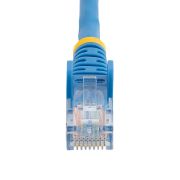Image de StarTech.com Câble réseau Cat5e sans crochet de 7 m - Bleu (45PAT7MBL)