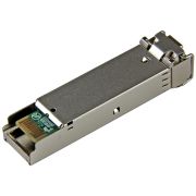 Image de StarTech.com Module SFP GBIC compatible Cisco SFP-GE-S - Transceiver Mini GBIC 1000BASE-SX (SFPGESST)