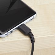Image de StarTech.com Câble de Charge Rapide USB-A vers USB-C de 1m, Robuste, Charge et Synchronisation, 3A, USB 2.0, Gaine TPE Noire et Fibre d'Aramide - Cordon de Charge USB (RUSB2AC1MB)