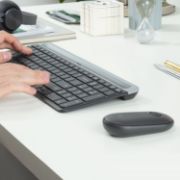 Image de Logitech MK470 clavier Souris incluse RF sans fil QWERTY US International Graphite (920-009204)