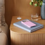 Image de Apple Coque Beats avec MagSafe et Commande de l’appareil photo pour iPhone 17 Pro Max - Rose quartz (MGJF4LL/A)