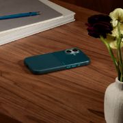 Image de Apple Coque Beats Rugged avec MagSafe et Commande de l’appareil photo pour iPhone 17 - Bleu Rocheuses (MGJY4LL/A)