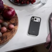 Image de Apple Coque Beats avec MagSafe et Commande de l’appareil photo pour iPhone 17 Pro - Gris granite (MGKC4LL/A)