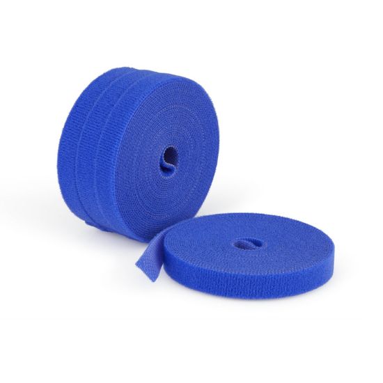 Image de StarTech.com Lot de 4 Rouleaux de Ruban Auto-Agrippant de 4,6m, Largeur 12mm, Bleu, Attaches de Câbles Réutilisables à Découper sur Mesure, Ruban de Fixation, Gaines en Tis ... (HKLP1505BL4PK)