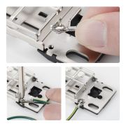 Image de StarTech.com Panneau de Brassage Keystone Vierge 48 Ports 1U avec Barre de Gestion des Câbles, Panneau Patch Cat6 Monté en Rack pour Prises Réseau Ethernet RJ45 STP (C6PANELSTP481UCM)