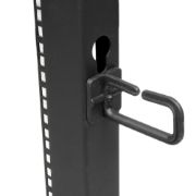 Image de StarTech.com Rack Serveur Mobile 8U à 4 Montants, Rack Réseau 19" avec Roulettes, Rack Roulant avec Profondeur Ajustable pour PC/AV/Données/Équipement IT - Roulettes, Pieds d ... (4POSTRACK8U)