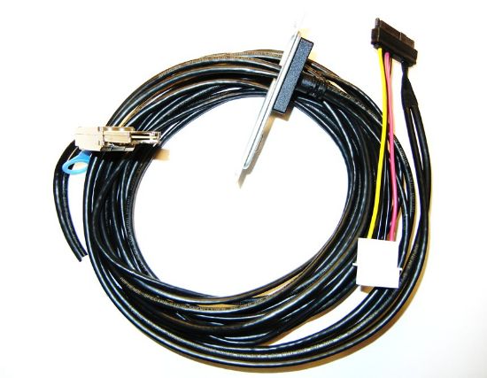 Image de HP E StoreEver 4m Mini SAS (SFF-8088) LTO Drive Cable for 1U Rack Mount Kit Câble (876804-B21)