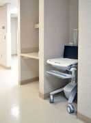 Image de Ergotron StyleView EMR Laptop Cart, SV40 Chariots et supports multimédias - Aluminium,Gris,Blanc (SV40-6100-0)