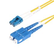 Image de StarTech.com Câble à Fibre Optique Monomode Duplex OS2 de 8m, Connecteurs LC vers SC (UPC), 9/125 µm, 100G, Insensible à la Courbure, Faible Perte d'Insertion - Câble de Ra ... (SMLCSC-OS2-8M)
