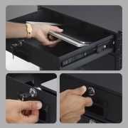 Image de StarTech.com Tiroir en Acier Verrouillable 2U, Montable en Rack 19", pour Armoires AV, Réseau et Serveurs, Capacité de 10kg, Orifices de Passage de Câbles à l'Arrièr ... (2U-RACK-MOUNT-DRAWER)