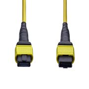 Image de StarTech.com Câble Fibre Optique MTP®/MPO de 10m, 16F Type-B, Cordon de Brassage OS2 Monomode MTP/APC Femelle, 9/125µm, OFNP Plénum, Cordon de Raccordement MTP-16 (OS2MTP16BOFNP10M)